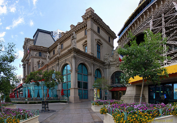 Paris Hotel